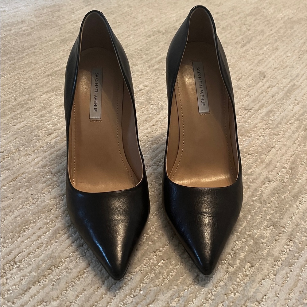 Saks Fifth Avenue Black Pointed Toe Heels